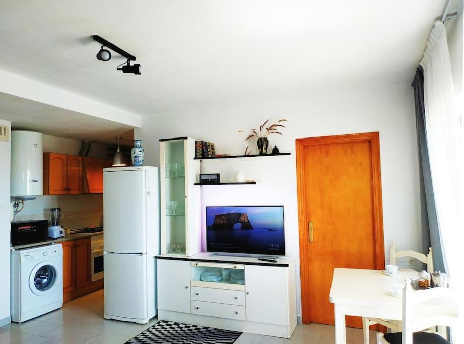 с морской панорамой Apartment